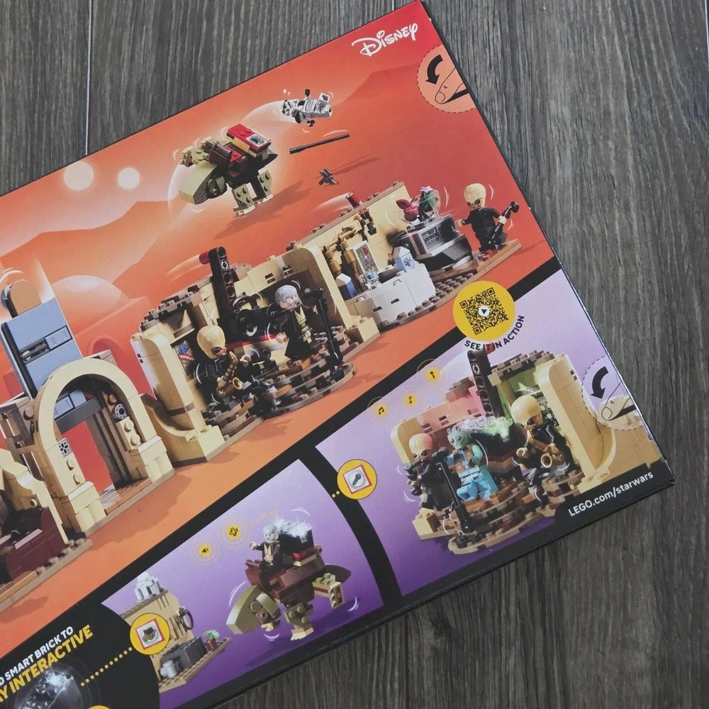 LEGO Star Wars Mos Eisley Cantina 75425 666 Pcs Building Blocks New